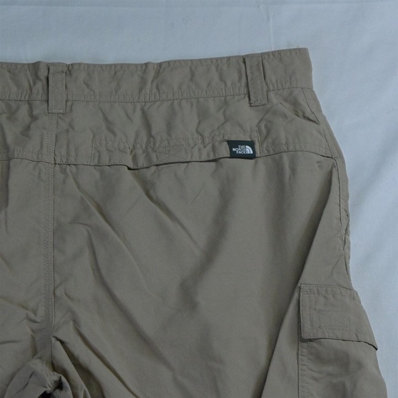 North Face 36 x 10" Khaki Ripstop Outdoor Cargo Shorts - Picture 4 of 5
